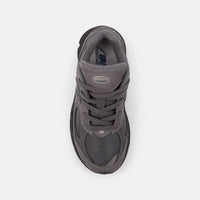 New Balance Sneakers 2002 Castlerock/black cement