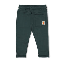 Broek - Chasing Trails