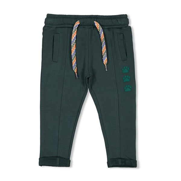 Broek - Chasing Trails