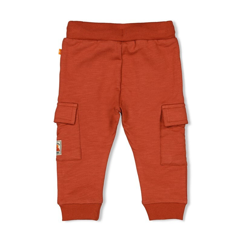 Broek - Chasing Trails