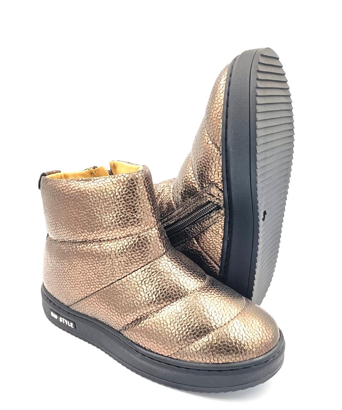 I-Loop Shark 47667  ankle bootee stitcht-lines
