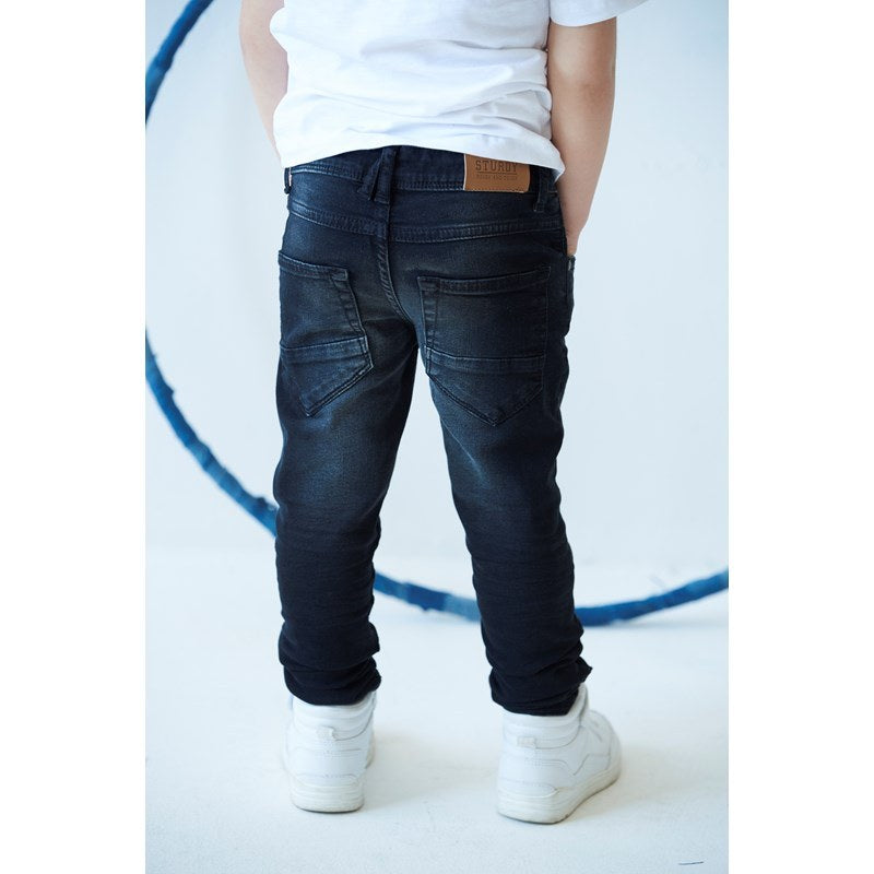 slim fit jeans