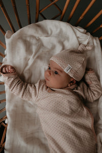Snoozebaby organic new born cocoon 0-3 months incl Milky rust
