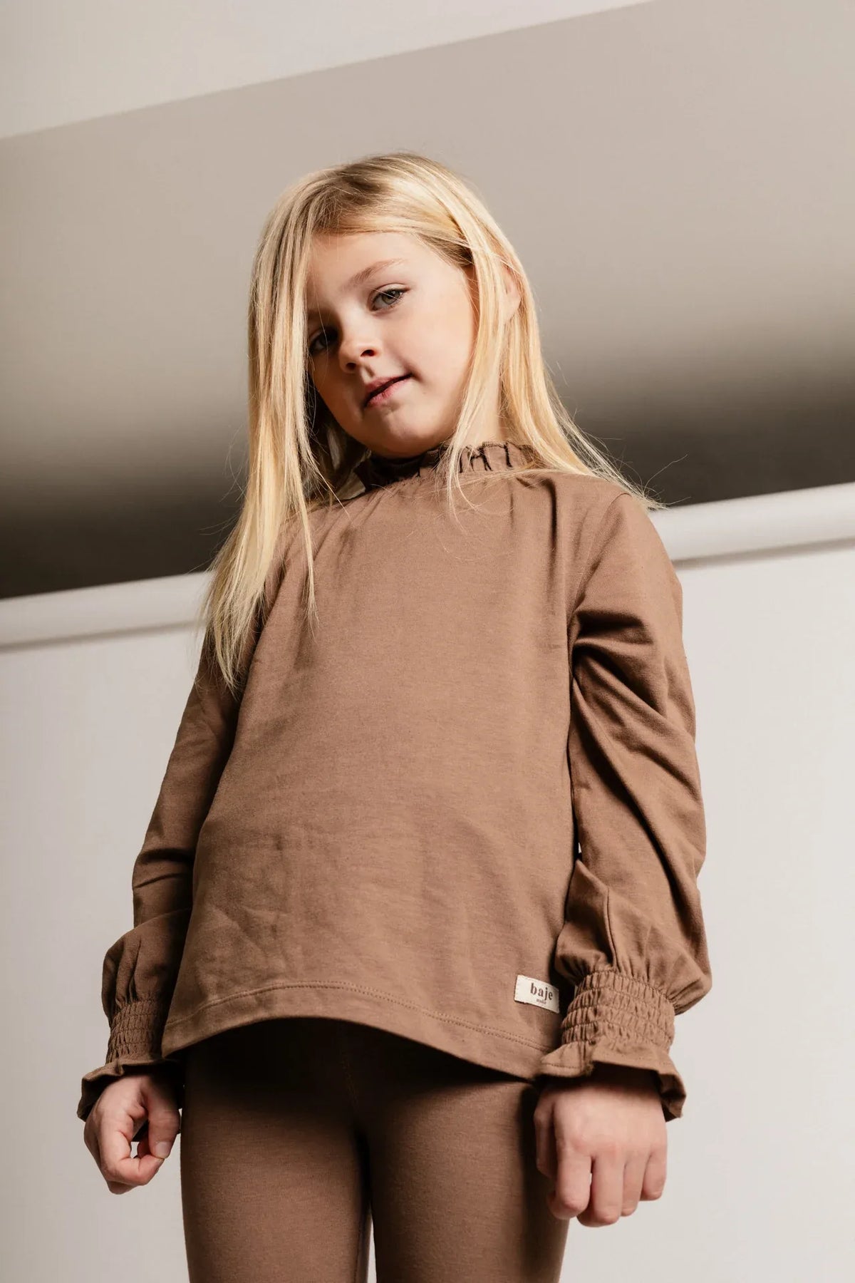 Bajestudio Ela Brown cacao