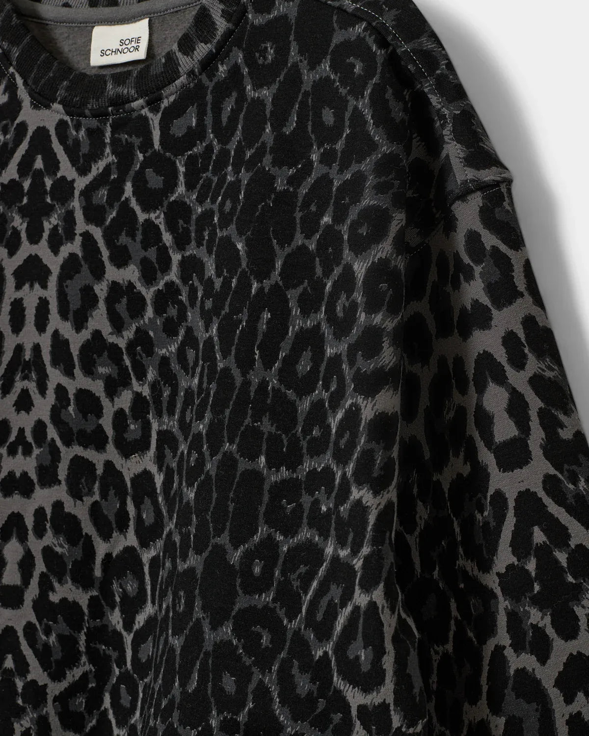 EliSY Sweatshirt