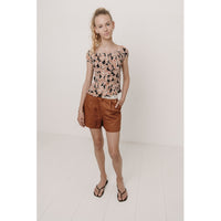 Vilou Short
