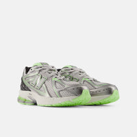 New Balance Sneakers 1906 Dark silver metallic/mint flash