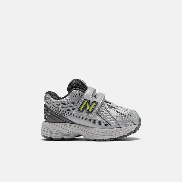 New Balance Sneakers 1906 Black metallic/alkaline green