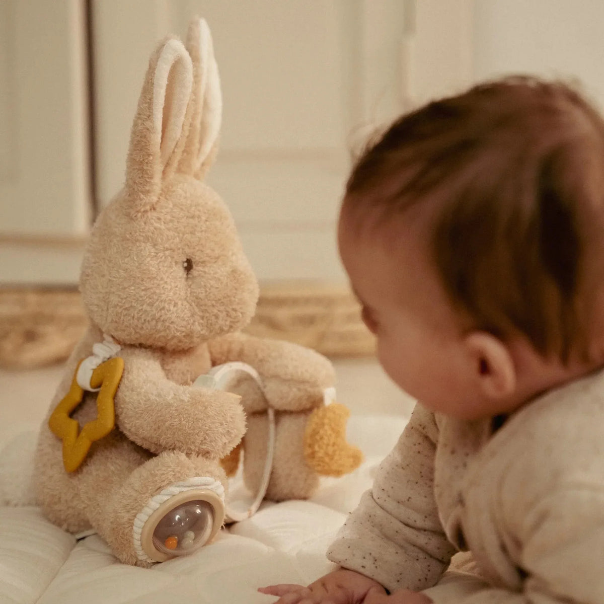 L.dutch Activiteitenknuffel Baby Bunny GRS