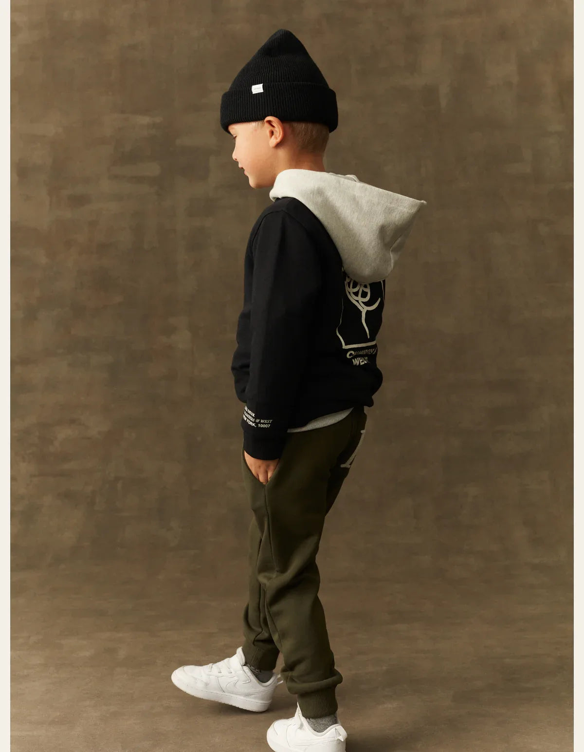 Les Deux Washington Sweatshirt 100218-black/light ivory