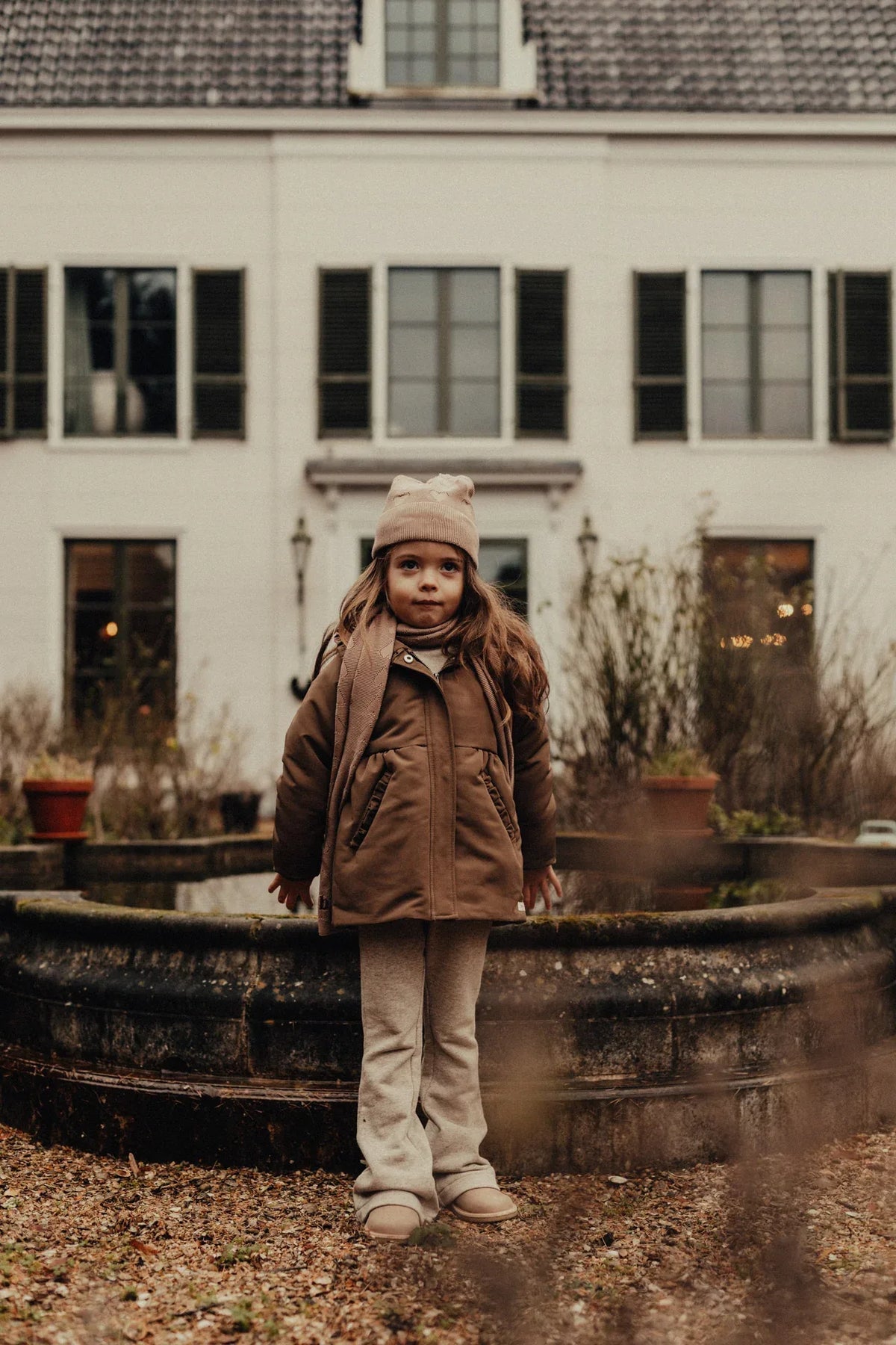 Bajestudio Louise Brown cacao