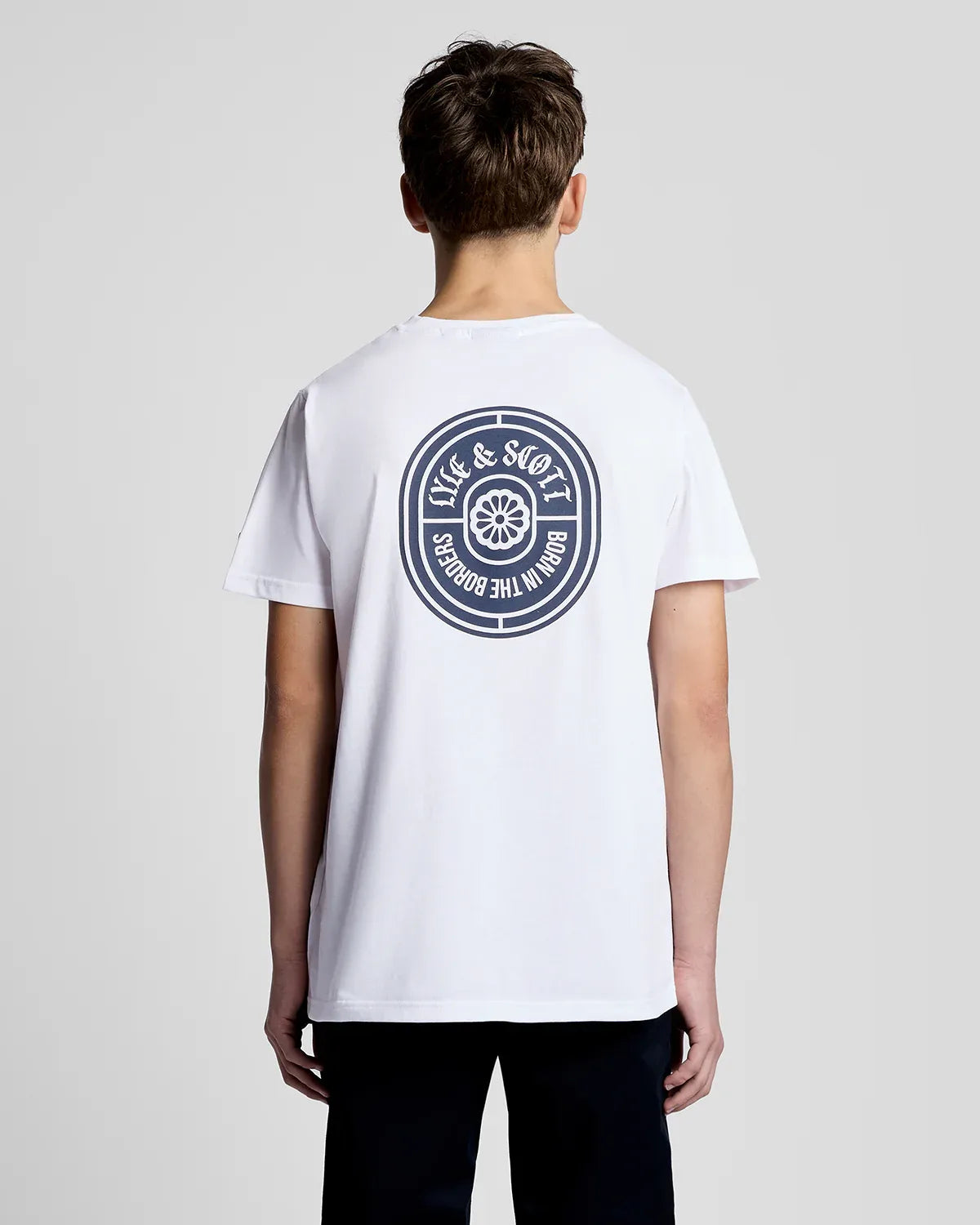 Borders Graphic T-shirt