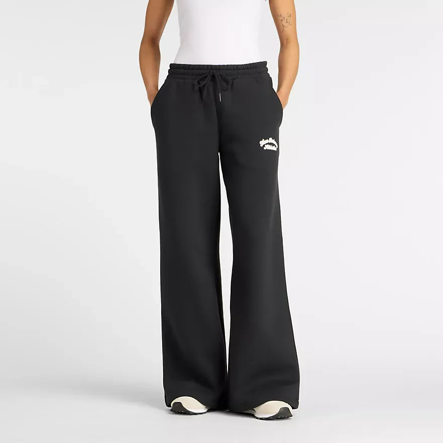 New Balance Linear Heritage Fleece Wide pant Blue