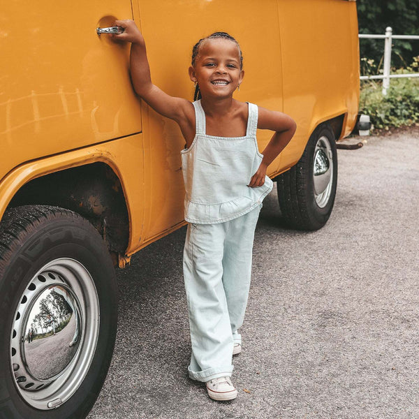 Chambray | Ruffle Pants