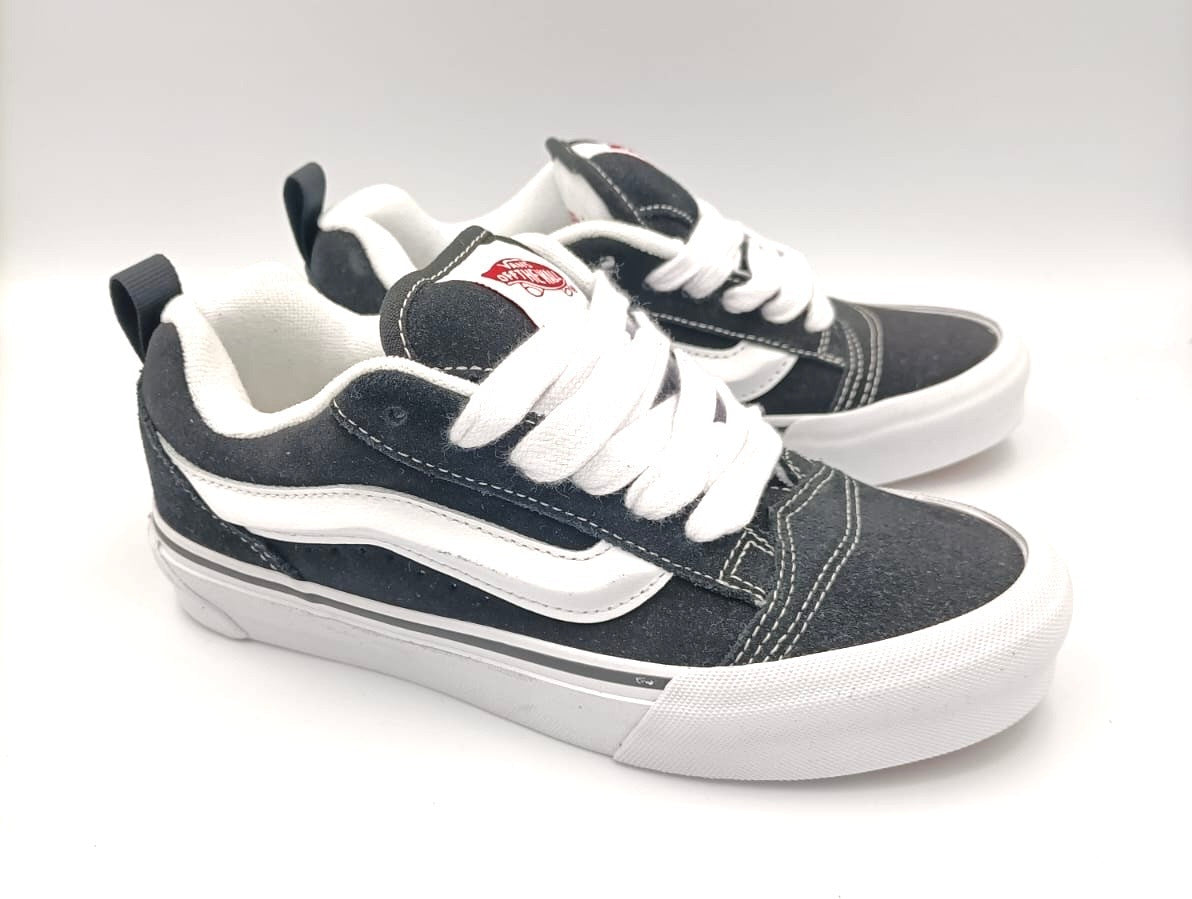 Vans Knu Skool Black/true white