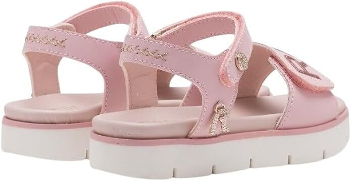 SANDAL 8