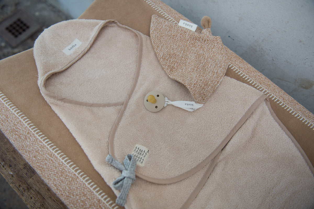 Koeka badcape dijon organic Sand