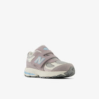New Balance Sneakers 2002 Truffle salt/cloud blue