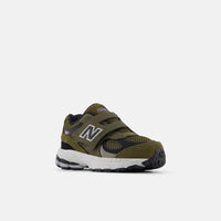 New Balance Sneakers 2002 Woodland/black